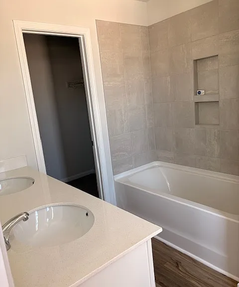 147 Carr Ln — Photo 4