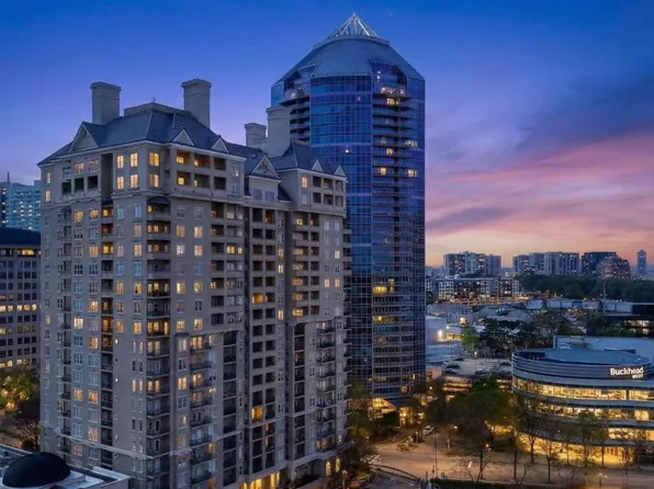 3334 Peachtree Rd NE APT 911, Atlanta, GA 30326