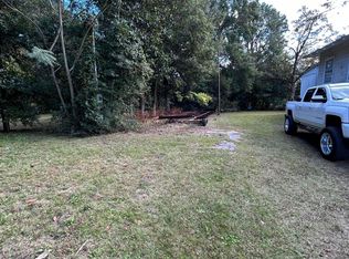 1921 Calvert St, North Charleston, SC 29405