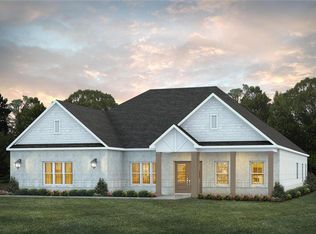 2833 Rainmaker Run Dr, Auburn, AL 36830