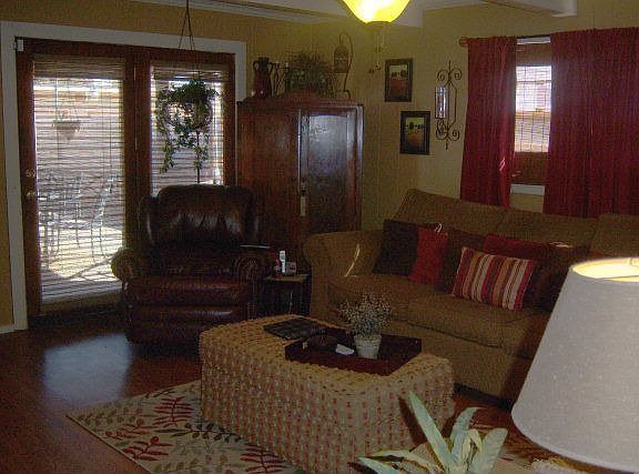 3rd image of 1440 Englewood Ln