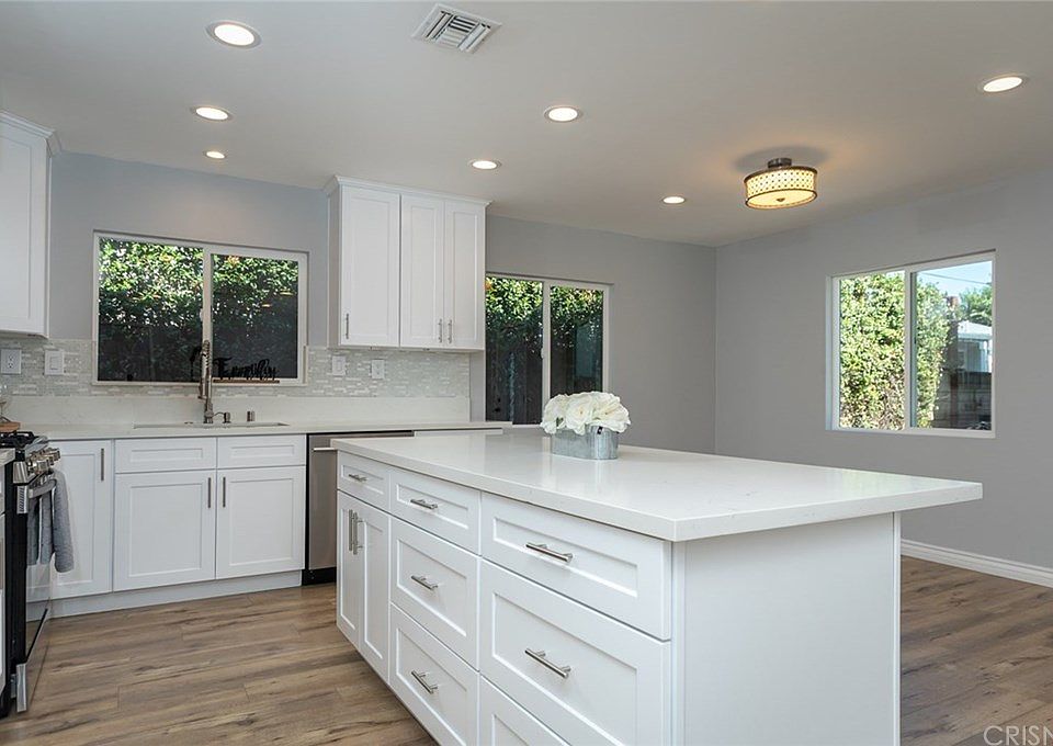 1st image of 14431 Hatteras St