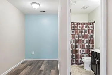 1815 Hyland Green Dr — Photo 24