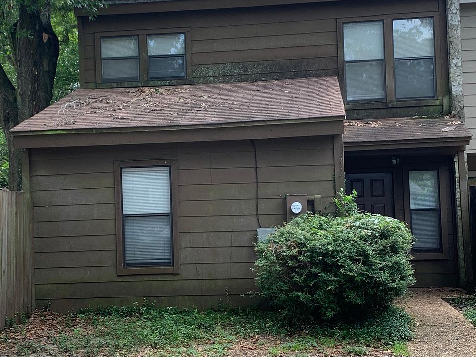 1st image of 6122 The Oaks Ln