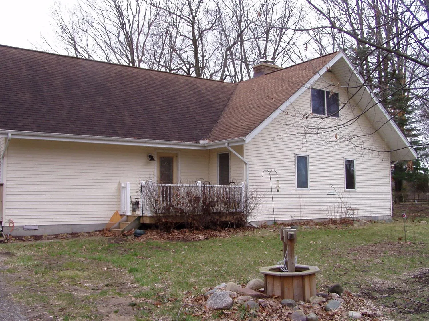 5832 Rustic Ln photo 1