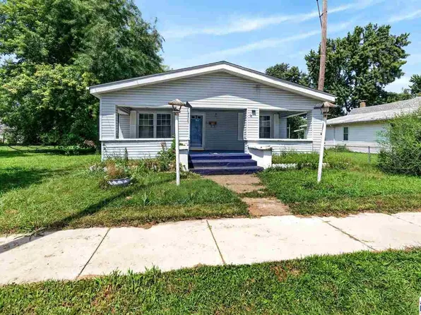 509 S 4th St, West Terre Haute, IN 47885