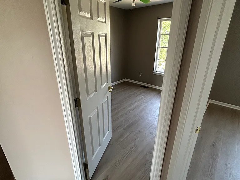 7365 Maplelawn Dr — Photo 9