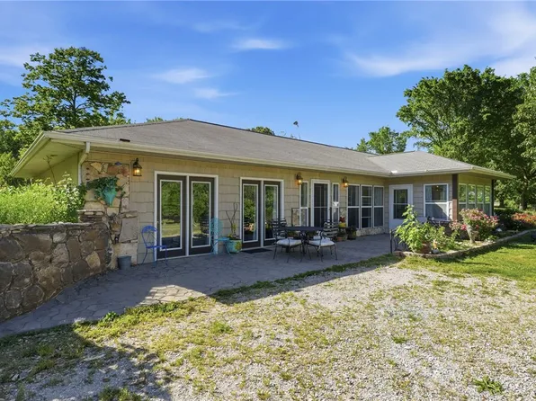 3002 Highway 103 N, Green Forest, AR 72638