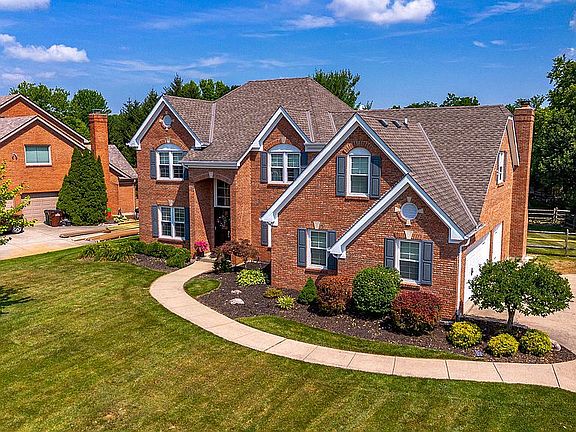 3rd image of 5664 Somerset Dr