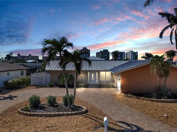 6 Sunview BLVD, FORT MYERS BEACH, FL 33931