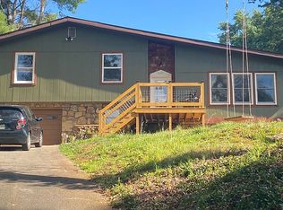 1127 Denton Rd, Sevierville, TN 37862
