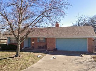 11 Choctaw Rd, Shawnee, OK 74801