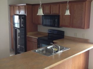 114 Oxford Dr APT 1, Branson, MO 65616