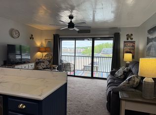 1542 Harbor Point Unit 304-C, Osage Beach, MO 65065