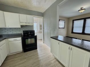 261 Ravenwood Ave, Rochester, NY 14619