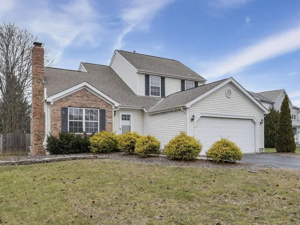 8749 Paulden Ct, Lewis Center, OH 43035