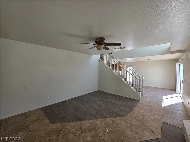 8829 Cornwall Glen Ave — Photo 57