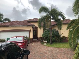 22881 SW 107th Ave, Miami, FL 33170