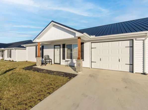1621 Irene Dr, Bellefontaine, OH 43311