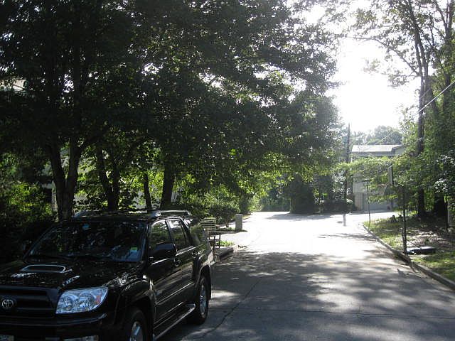 2nd image of 1421 Tugaloo Dr