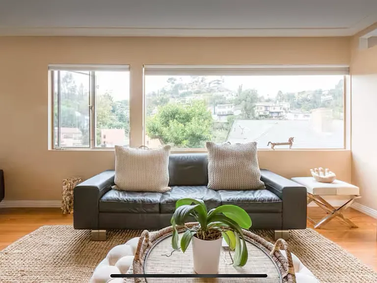 2069 Paramount Dr #1/2 — Photo 4
