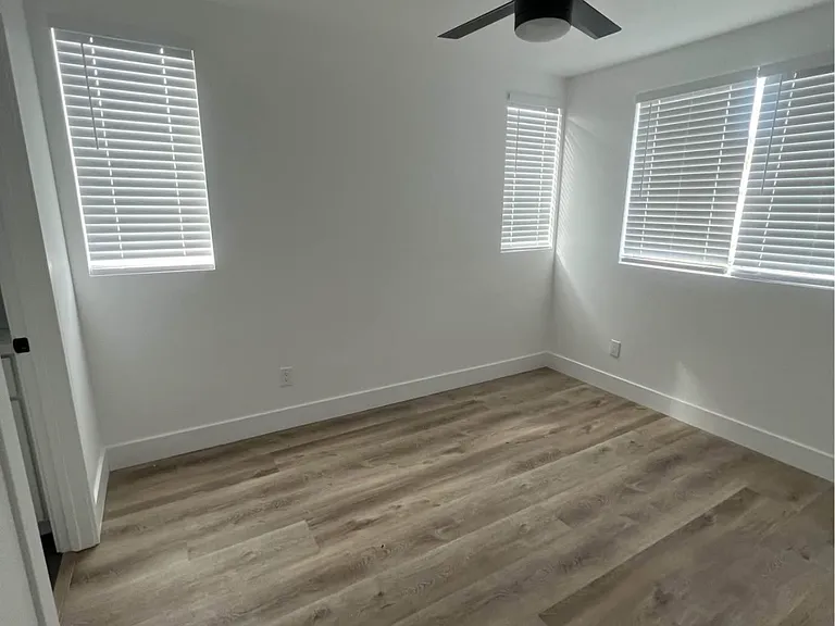 26541 Calle Delphina #F — Photo 21