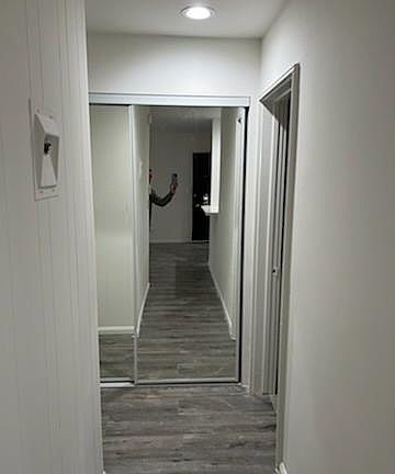 3rd image of 1718 Federal Ave #21