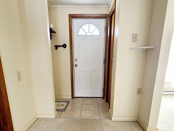 5th image of 2018 S Sheridan Rd