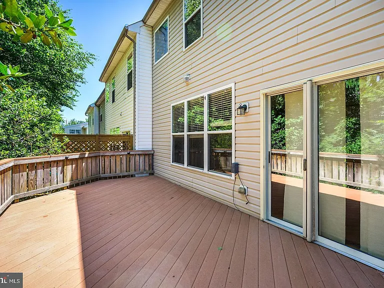 6563 McKenna Way — Photo 30