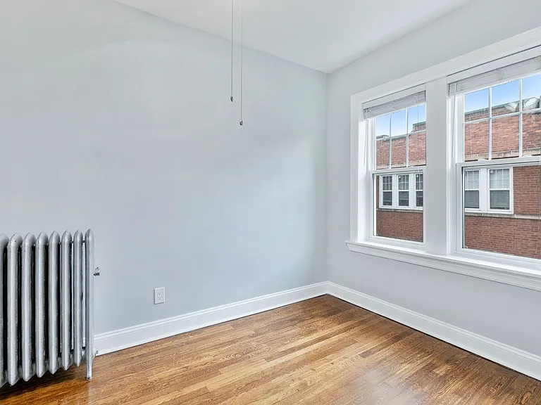6100-6118 N Winthrop — Photo 53
