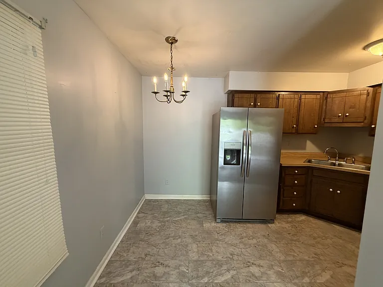 351 Bryant Ln #A5 — Photo 4
