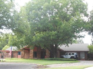 830 S Briarwood Ln, Cushing, OK 74023
