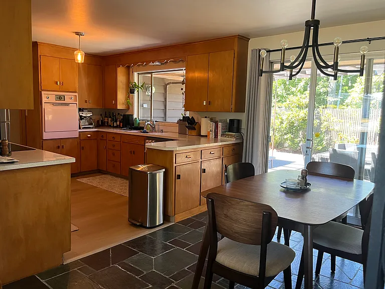 2308 NW 86th St — Photo 24