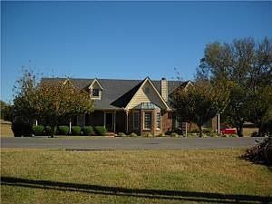 1st image of 130 Sugar Creek Ln