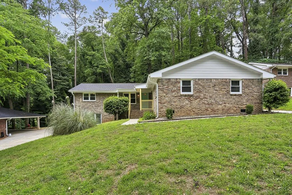 2 bed, 1.0 bath, 900 sqft, $1,500 — Photo 1
