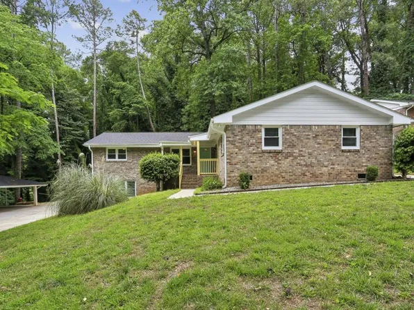2891 White Oak Dr, Decatur, GA 30032