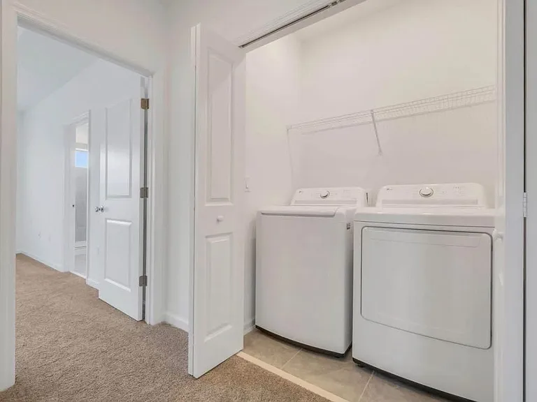 2550 Skyline Loop — Photo 14