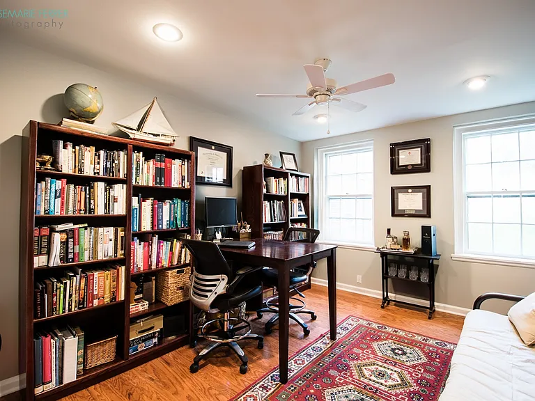 First Bedroom / Office