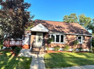 101 Phillips Rd, Syracuse, NY 13214