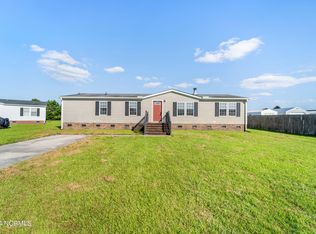 302 Hybrid Ct, Jacksonville, NC 28540