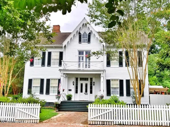 611 N Union St, Natchez, MS 39120