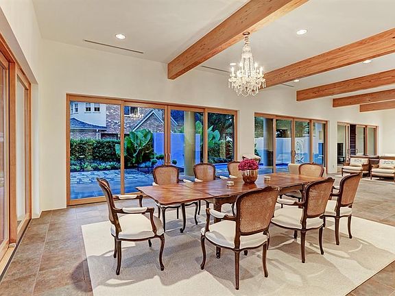 5th image of 5668 Lynbrook Dr