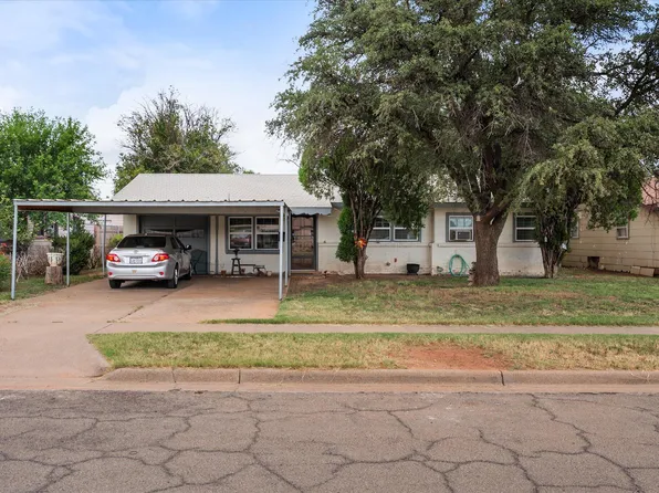 3407 E Colgate St, Lubbock, TX 79403