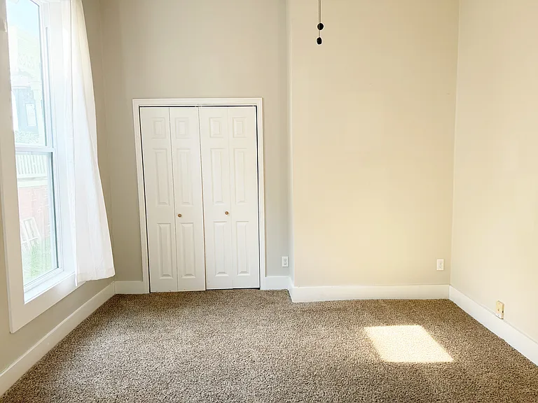 28 E Powell Ave #A — Photo 11
