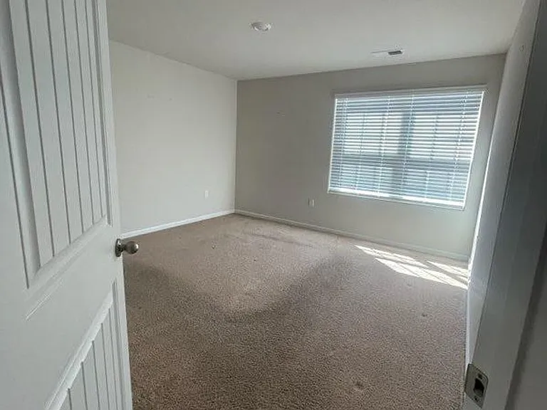 9507 Longstone Ln — Photo 11