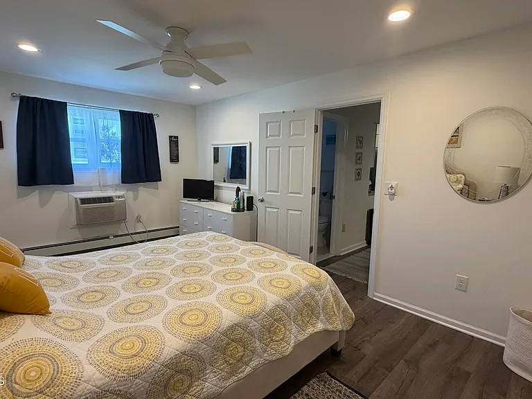 69 Wharfside Dr — Photo 11