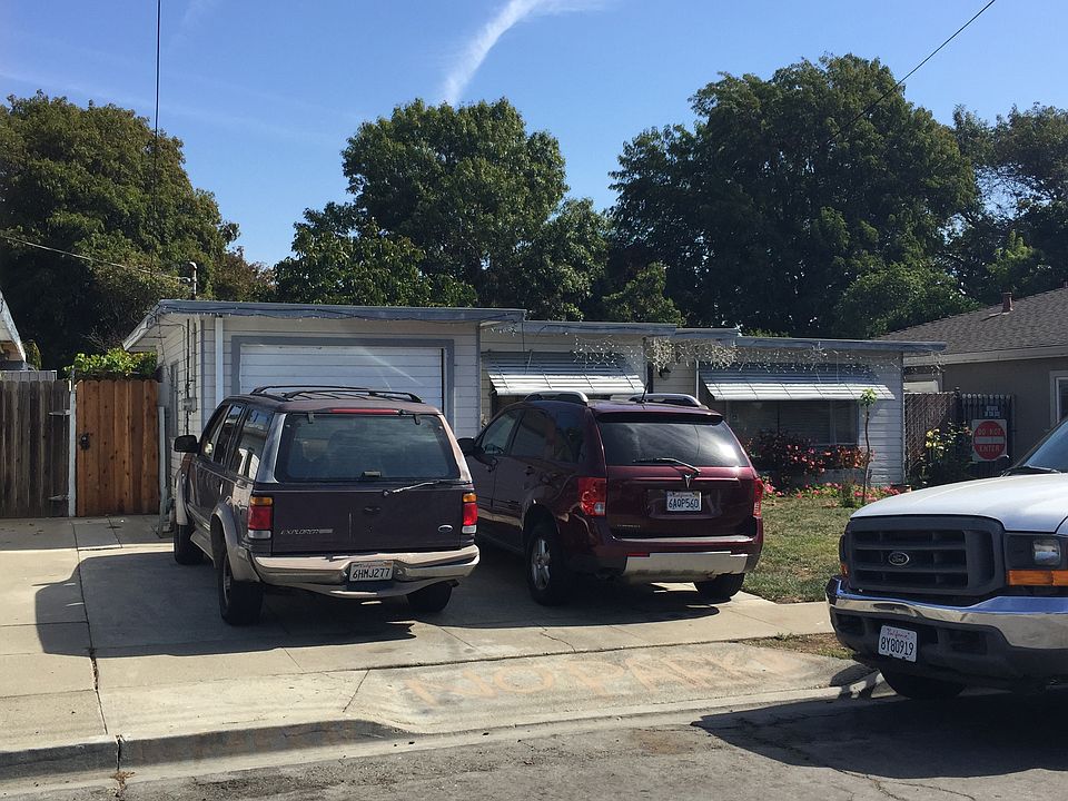 2nd image of 23154 Amador St