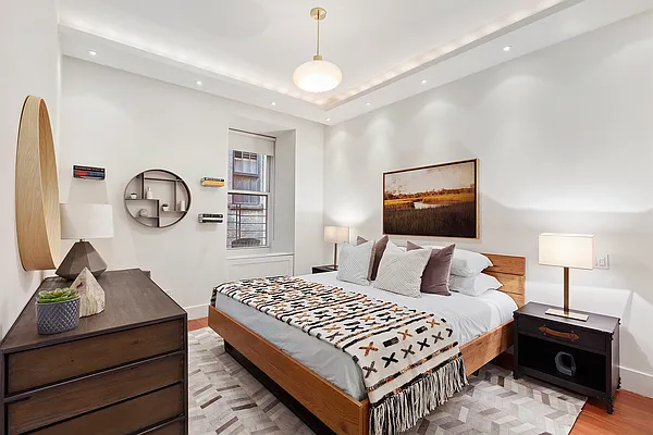 Sold by Corcoran | media 6