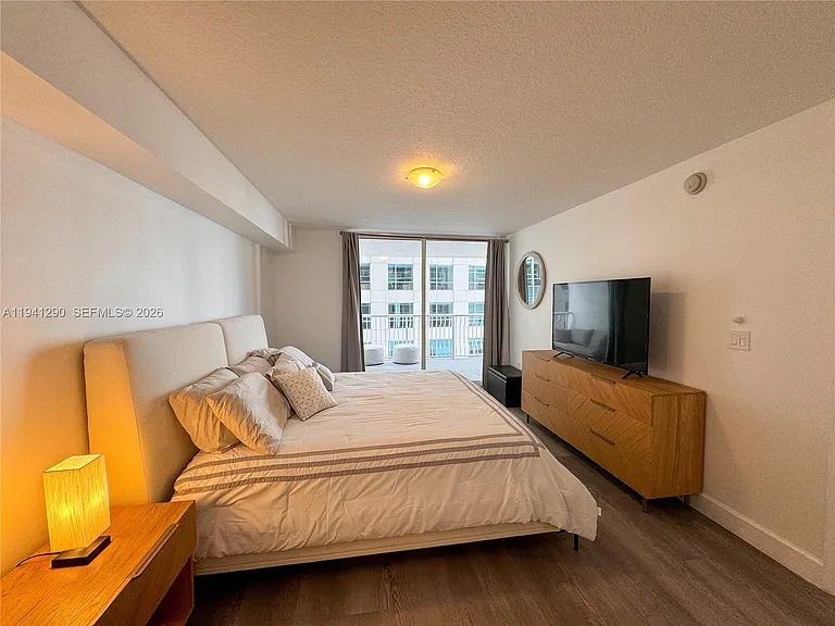 1200 Brickell Bay Dr #1708 — Photo 8