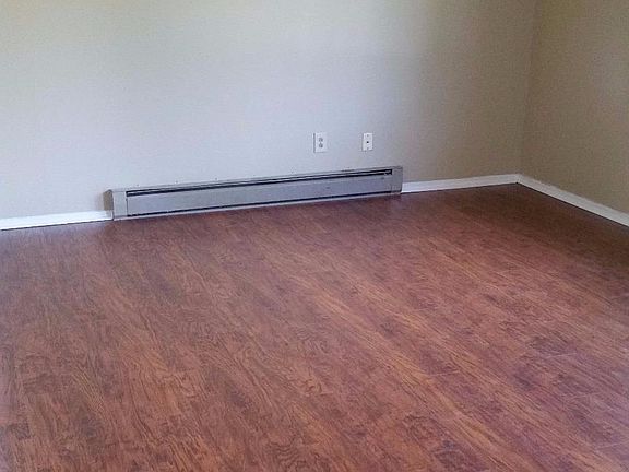 2nd image of 1085 Pennebaker Dr